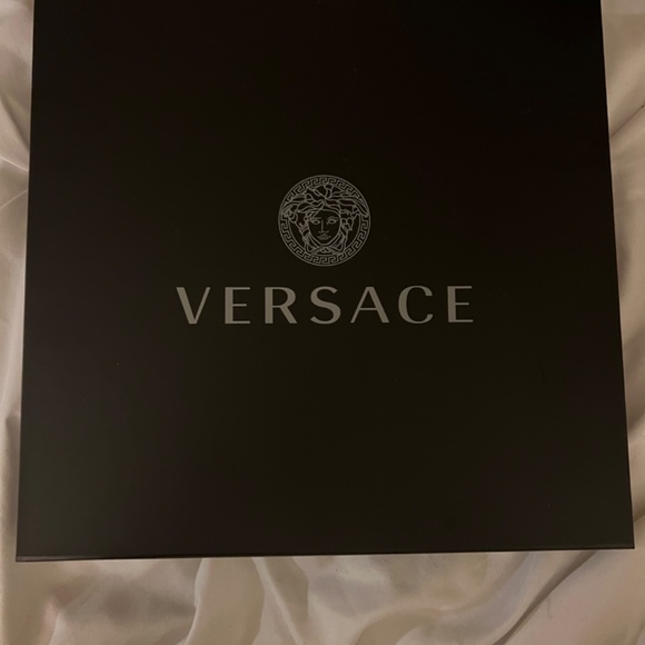 Versace Garment/Accessory Box - Picture 2 of 5